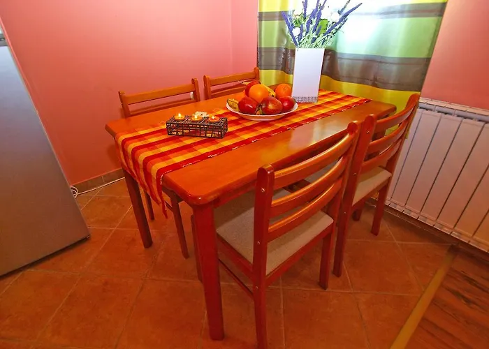 Anto 1296 Appartement Pula