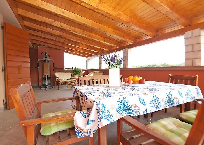 Anto 1296 Appartement Pula