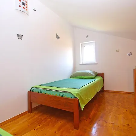 Anto 1296 Apartment *